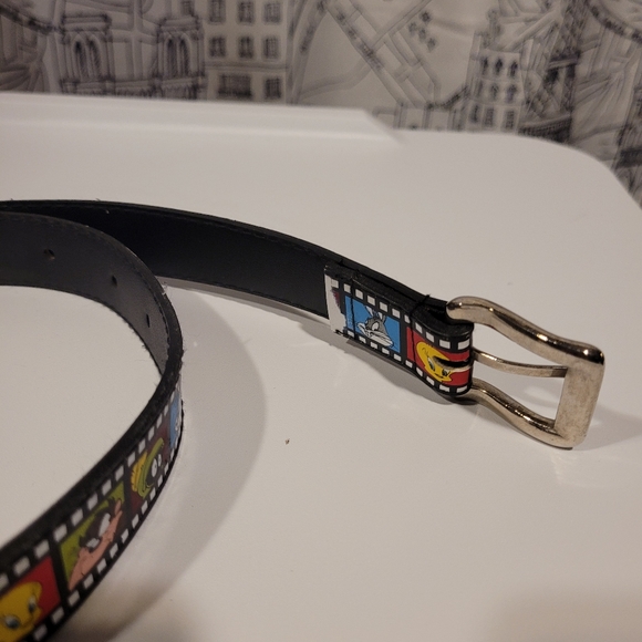 EUC Vintage Looney Tunes Film Strip Belt Size S/M - Picture 2 of 3